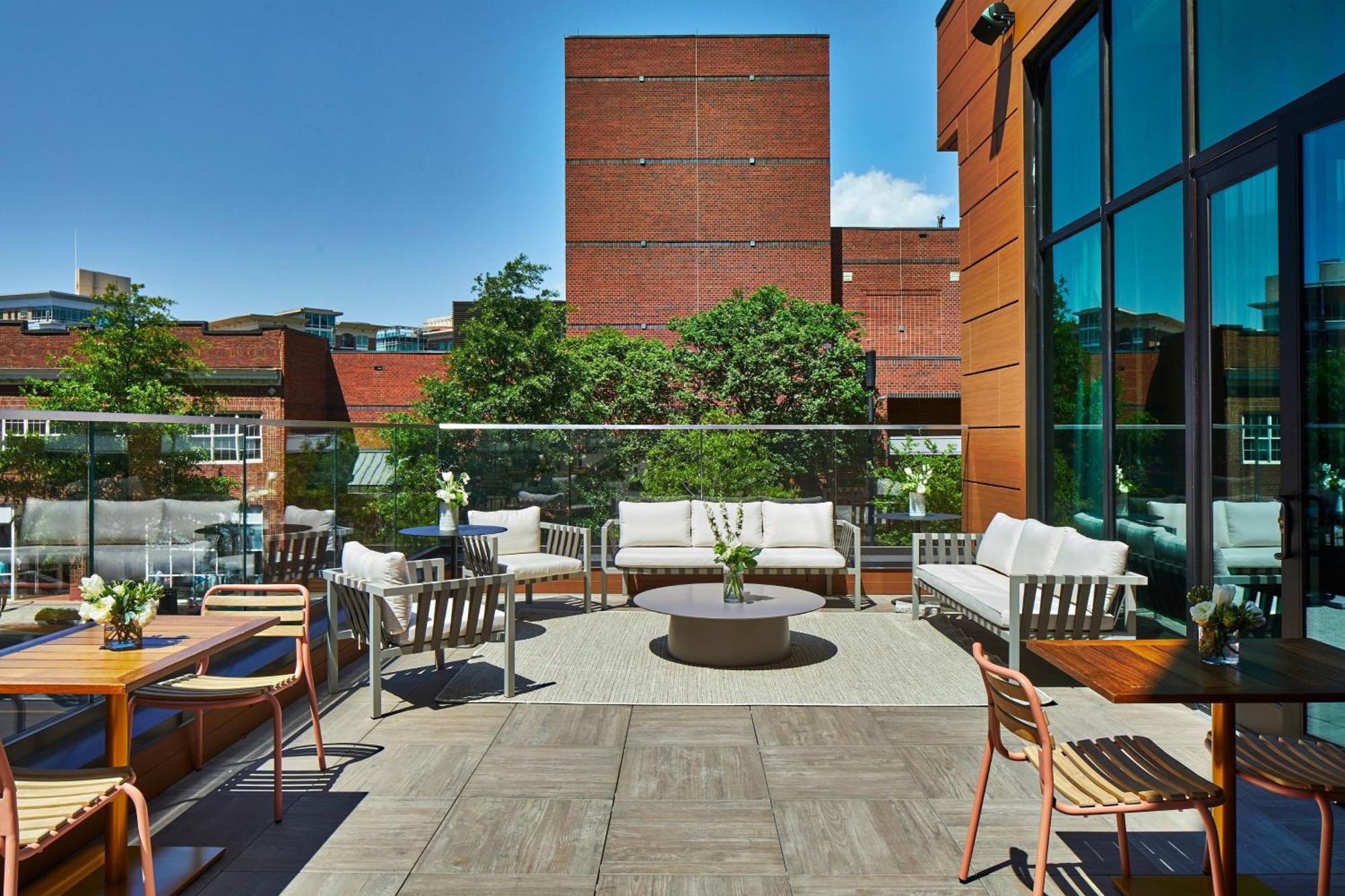 Ac Hotel By Marriott Greenville Exterior foto