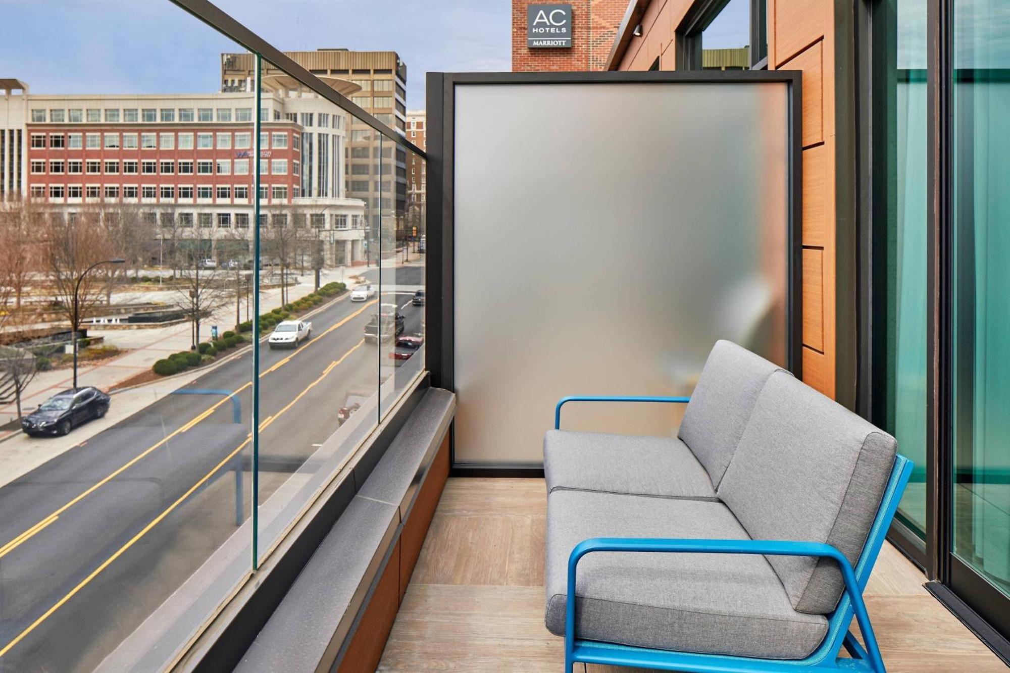 Ac Hotel By Marriott Greenville Exterior foto